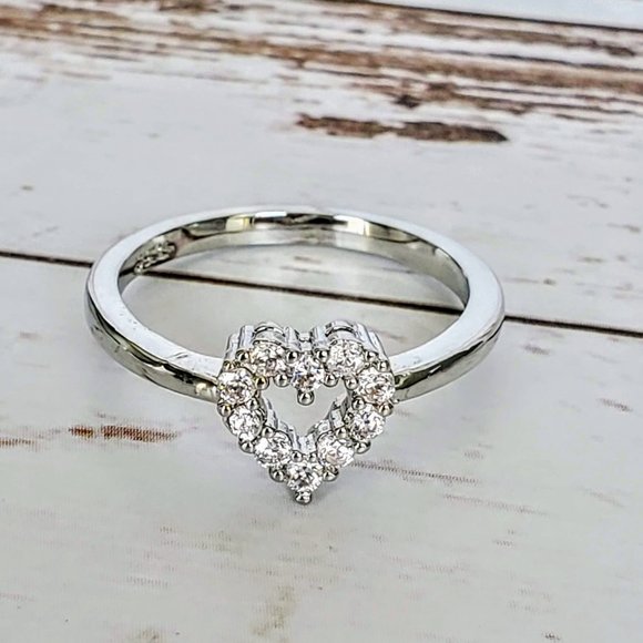 Sweetheart Ring - Picture 2 of 4